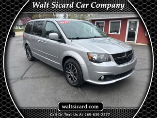 Used 2017 Dodge Grand Caravan SXT w/ Blacktop Package image 1