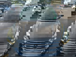 Used 2017 Ford Escape SE w/ Equipment Group 201A image 1