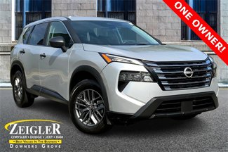Used 2024 Nissan Rogue S image 1