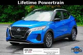 Used 2023 Nissan Kicks SV image 1