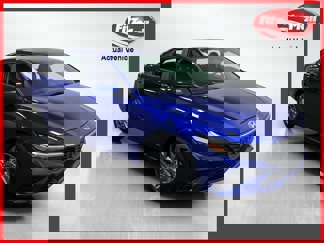 Used 2024 Hyundai Elantra SEL image 1