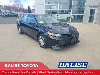 Used 2018 Toyota Camry LE image 1