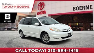Used 2010 Toyota Sienna image 1