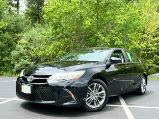 Used 2015 Toyota Camry SE image 1