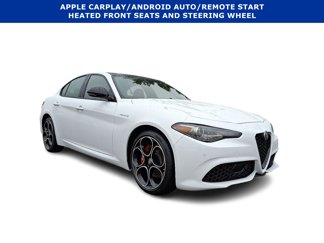 Used 2022 Alfa Romeo Giulia Veloce image 1