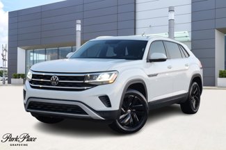 Used 2023 Volkswagen Atlas Cross Sport SE w/ Panoramic Sunroof Package image 1