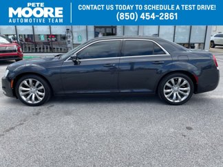 Used 2019 Chrysler 300 Touring L w/ Quick Order Package 22F image 1