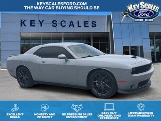 Used 2022 Dodge Challenger GT image 1