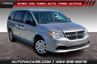 Used 2019 Dodge Grand Caravan SE w/ UConnect Hands-Free Group image 1