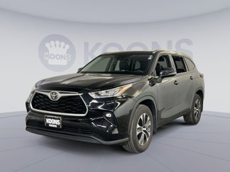 Used 2020 Toyota Highlander XLE image 1