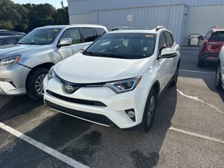 Used 2018 Toyota RAV4 AWD Hybrid image 1