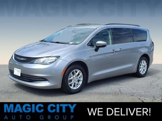 Used 2020 Chrysler Voyager Lxi image 1