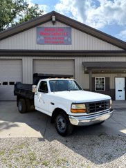 Used 1996 Ford F350 2WD Regular Cab image 1