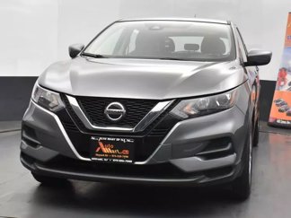 Used 2022 Nissan Rogue Sport S image 1