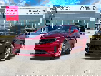 Used 2021 Chevrolet Camaro LT w/ Technology Package image 1