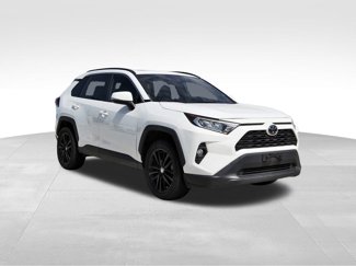 Used 2019 Toyota RAV4 XLE image 1