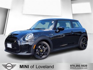 Used 2024 MINI Cooper SE image 1