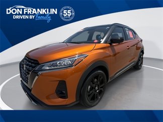 Certified 2023 Nissan Kicks SR image 1