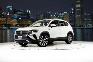 Used 2023 Volkswagen Taos SE image 1