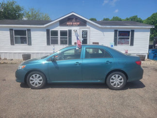 Used 2010 Toyota Corolla LE image 1