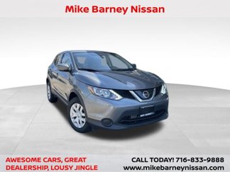 Used 2018 Nissan Rogue Sport S image 1