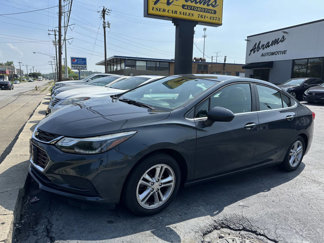 Used 2017 Chevrolet Cruze LT image 1