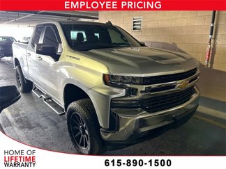 Used 2020 Chevrolet Silverado 1500 LT w/ Trailering Package image 1