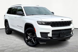Used 2023 Jeep Grand Cherokee L Laredo image 1