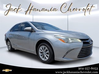 Used 2015 Toyota Camry LE image 1