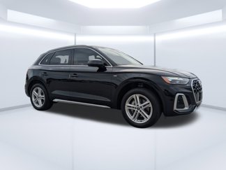 Certified 2023 Audi Q5 e Premium Plus image 1