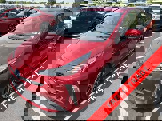 Used 2020 Toyota Prius XLE image 1