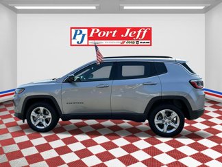 Certified 2023 Jeep Compass Latitude image 1