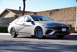 Certified 2024 Hyundai Elantra SEL video 2