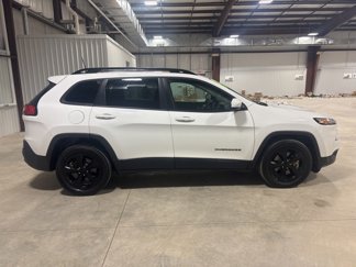 Used 2018 Jeep Cherokee Latitude w/ Altitude Package image 1