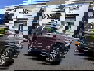 Used 2018 GMC Acadia SLE image 1