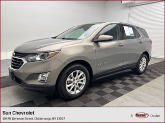 Used 2018 Chevrolet Equinox LT image 1
