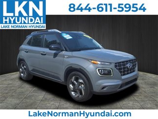 Used 2022 Hyundai Venue Limited image 1