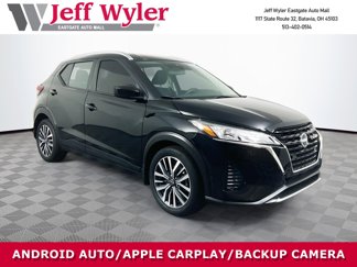 Used 2023 Nissan Kicks SV image 1