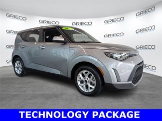 Used 2023 Kia Soul LX w/ LX Technology Package image 1