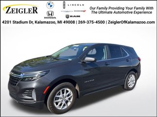 Used 2023 Chevrolet Equinox LT image 1