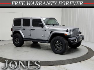Used 2020 Jeep Wrangler Unlimited Sahara image 1