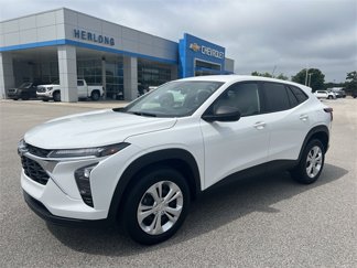 Used 2024 Chevrolet Trax LS image 1