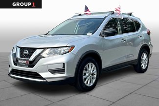 Used 2019 Nissan Rogue SV image 1