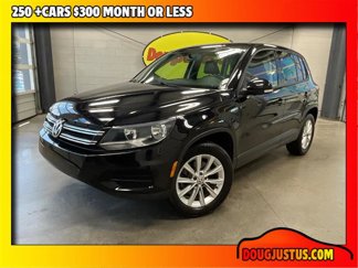 Used 2014 Volkswagen Tiguan SE image 1