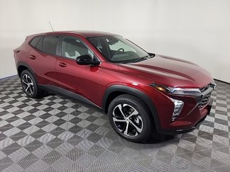 Used 2018 Chevrolet Trax LT w/ Sun & Sound Package image 1