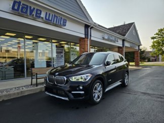 Used 2017 BMW X1 xDrive28i image 1