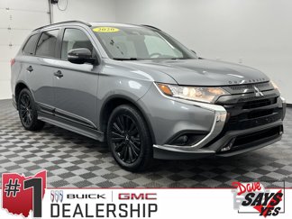 Used 2020 Mitsubishi Outlander SE image 1