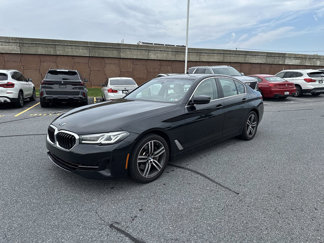 Certified 2022 BMW 530i xDrive w/ Premium Package image 1