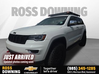 Used 2017 Jeep Grand Cherokee Limited w/ Trailer Tow Group IV image 1