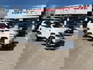 Used 2019 Jeep Cherokee Limited image 1